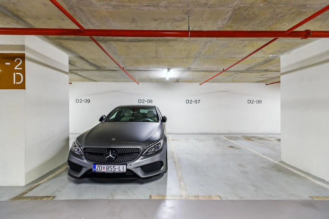 Luxury Apartment Sunset Zadar - With Garage And Balcony