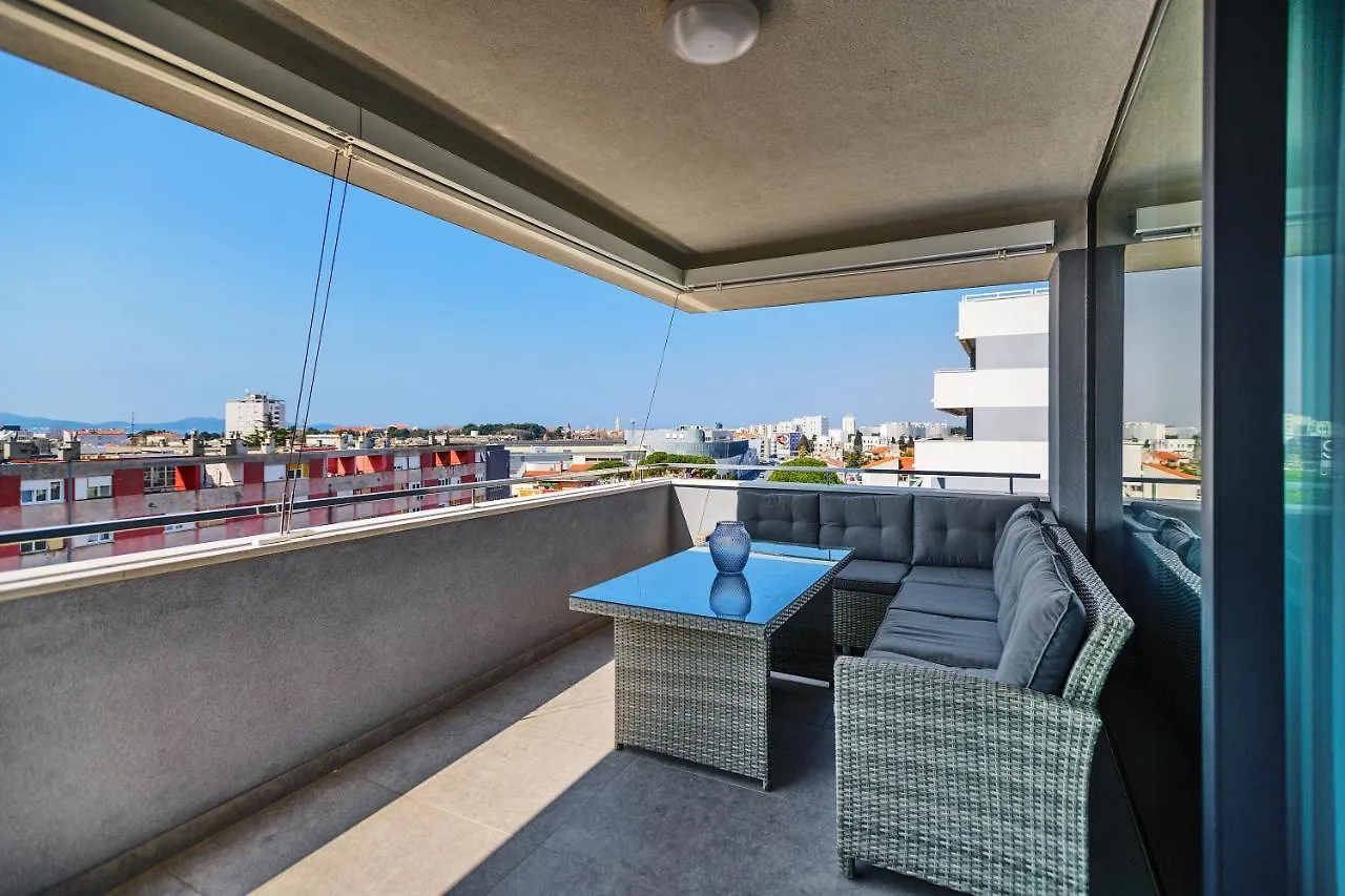 Luxury Apartment Sunset Zadar - With Garage And Balcony 0*,  Hırvatistan